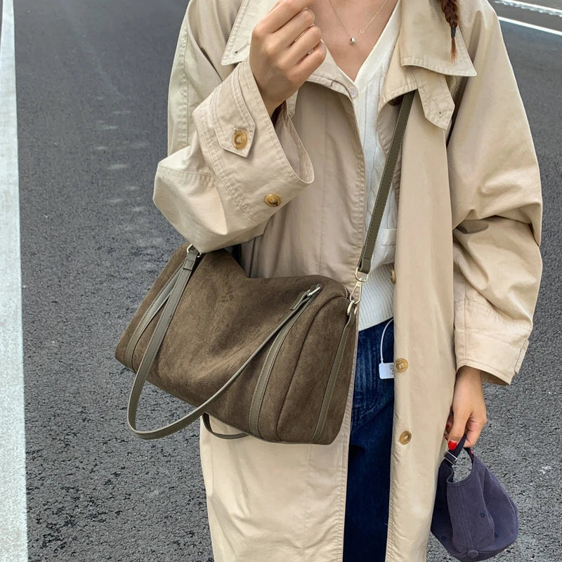 Cartera Almohadón Vintage – Cuero Mate