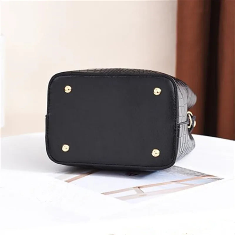 Cartera Balde de Gamuza Vintage – Textura Piedra